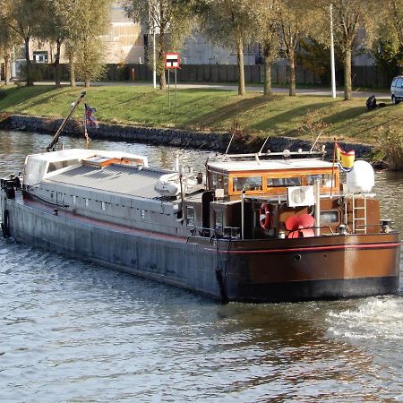 Blackpearl Boat&Breakfast Terneuzen Bagian luar foto