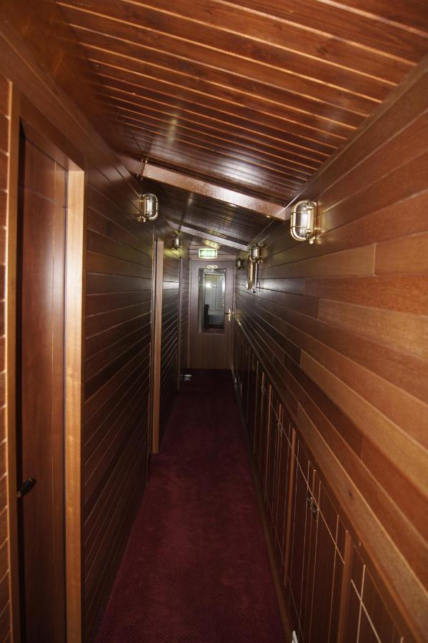 Blackpearl Boat&Breakfast Terneuzen Bagian luar foto